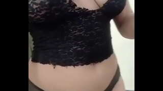 ̗�마는 것은 매우 흥분에서 그녀의 기념일