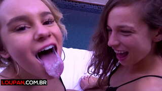 непослушные девушки дают в попку