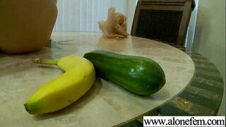 Bòidheach Teen neo-dhreuchdail air a bhith a ' Cluich Le Dildos vid-14 Bòidheach Teen neo-dhreuchdail air a bhith a ' Cluich Le Dildos vid-14